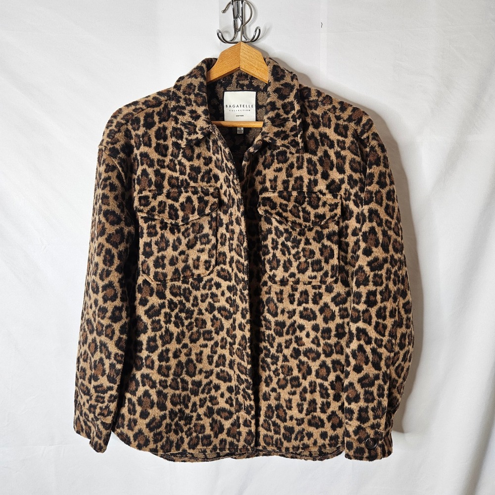 Bagatelle Leopard Print Fuzzy Soft Shacket Sz S - image 1